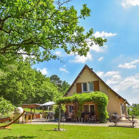 Holiday home Leysalle *