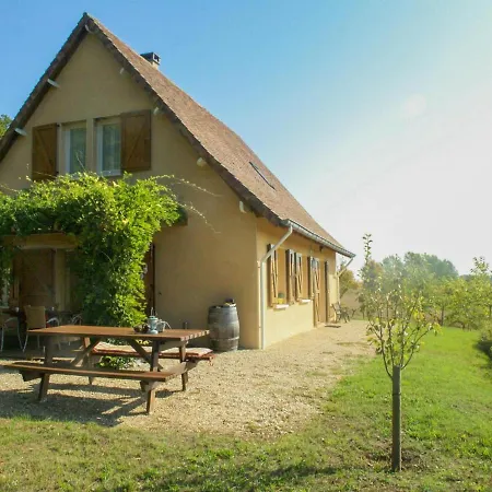 Leysalle Holiday home